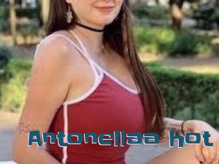 Antonellaa_hot