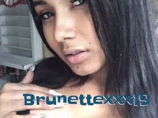 Brunettexxx19