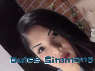 Dulce_Simmons