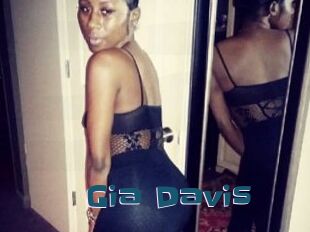 Gia_Davis