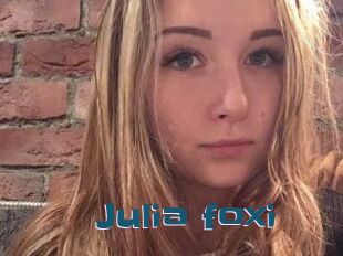 Julia_foxi
