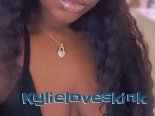 Kylieloveskink