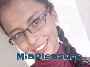 Mia_Pleasure