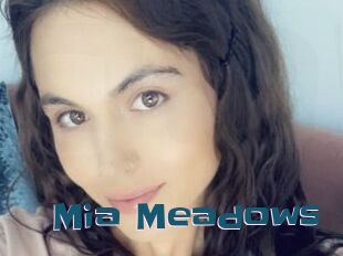 Mia_Meadows