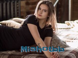Miahotbb