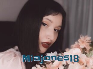 Miajones18