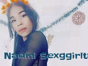 Naomi_Sexggirlts