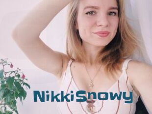 NikkiSnowy