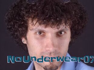 NoUnderwear07