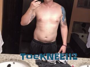 ToeKNEE112